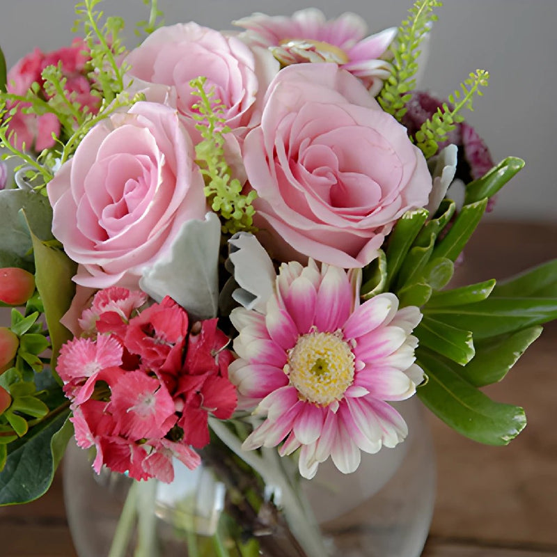Buy Wholesale Pink Themed Event Decorative Flower Arrangement in Bu...