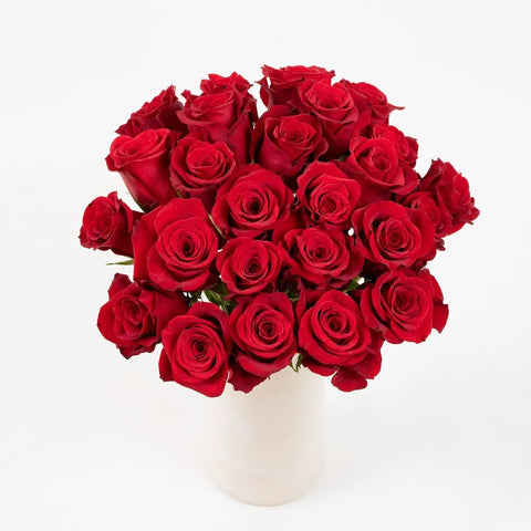 Red Rose Flower Bunch in Vase