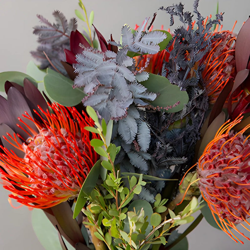 Rosado Waves Tropical DIY wedding flowers in vases