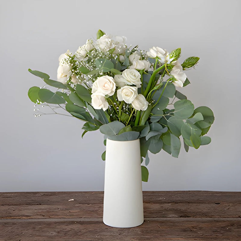 White Fresh Flower Arrangement