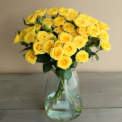 Yellow Babe Wholesale Roses In a vase