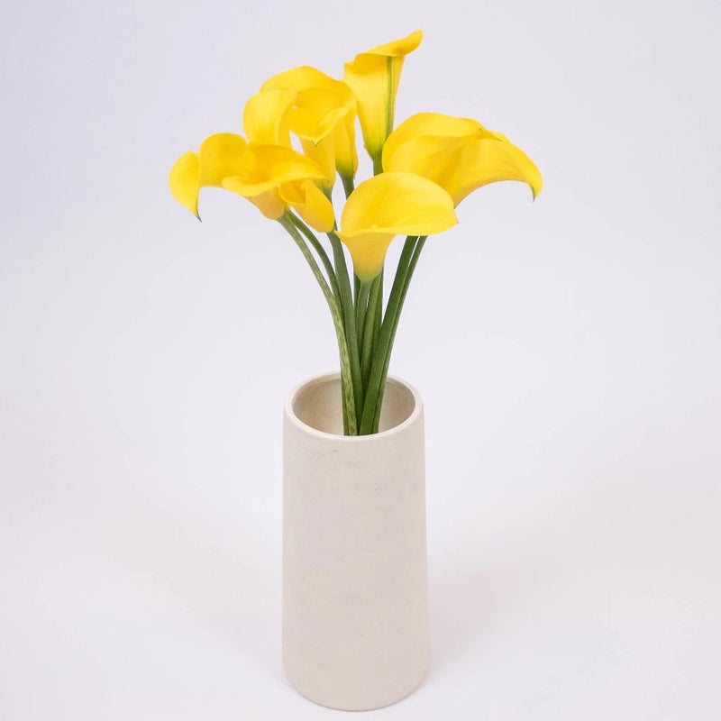 Yellow Golden Calla Lily Flower Bunch in Vase
